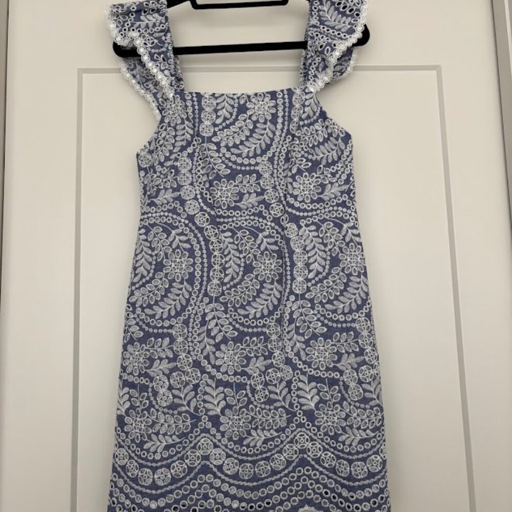 Alice + Olivia Honor Flutter Sleeve Cotton Eyelet Dress In Chambray Size 4